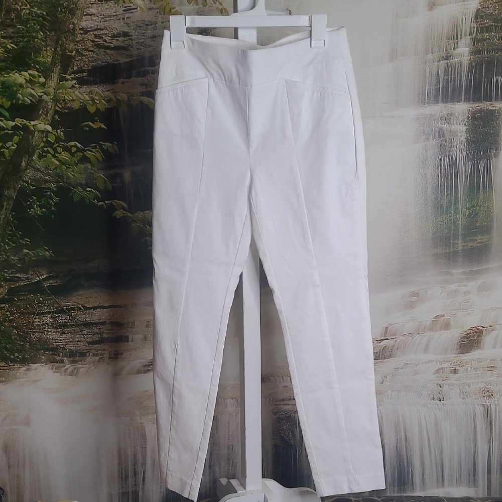 Chicos Womens Short White Slim Fit Cropped Ankle Pants